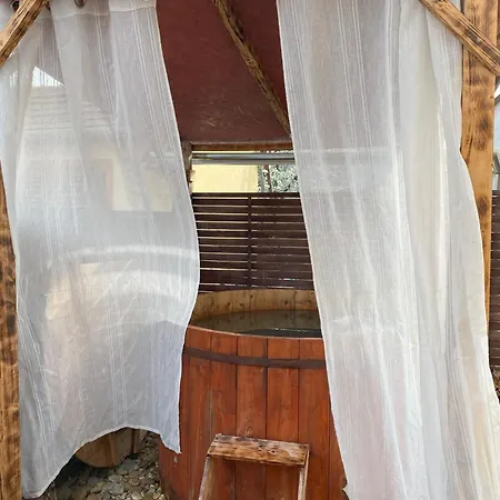 Amur Vendeghaz Tatil Evi