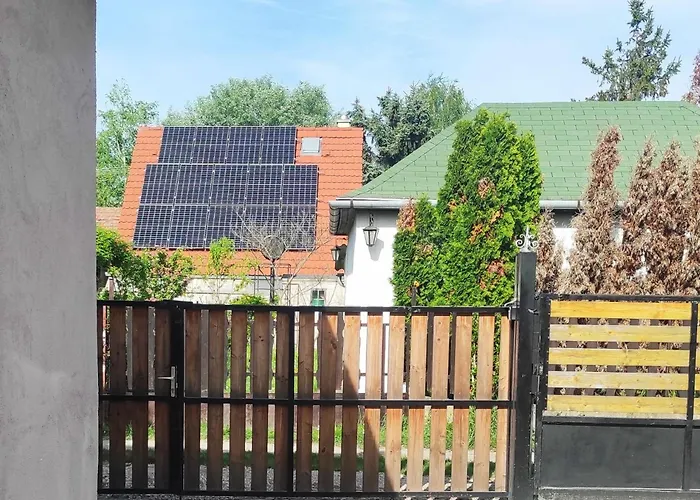 Amur Vendeghaz Tatil Evi *